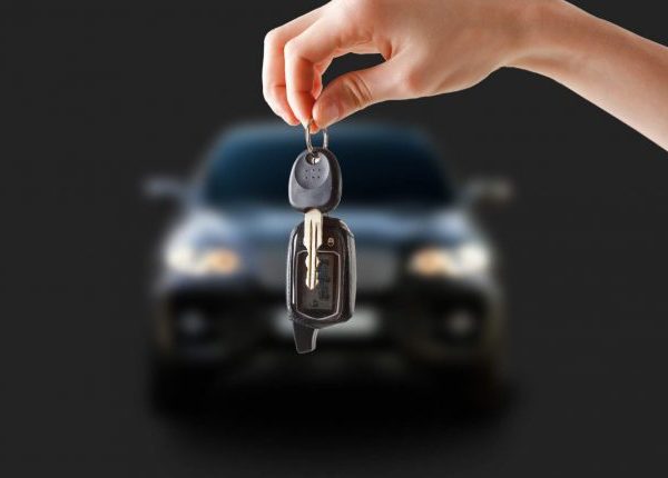 What Vehicle Owners Should Check Before Booking Auto Help